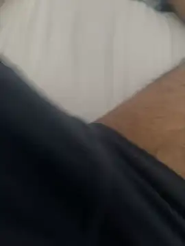 Snapshot of Moy27m chatting on October 2025 08:04:02 AM Moy27m online show from October 2025 08:04:02 AM