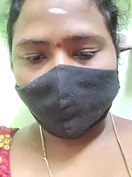 Snapshot of Tamilreethu chatting on September 2025 04:18:02 AM Tamilreethu online show from September 2025 04:18:02 AM