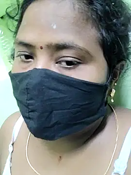 Snapshot of Tamilreethu chatting on October 2025 06:26:01 PM Tamilreethu online show from October 2025 06:26:01 PM