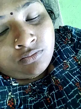 Snapshot of Tamilreethu chatting on October 2025 07:56:01 PM Tamilreethu online show from October 2025 07:56:01 PM