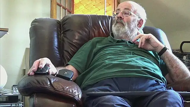 janzer13 online show from November 2025 02:08:02 PM