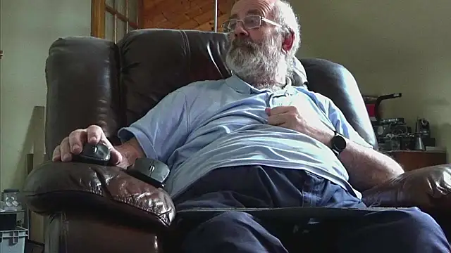 janzer13 online show from January 2026 02:10:01 PM