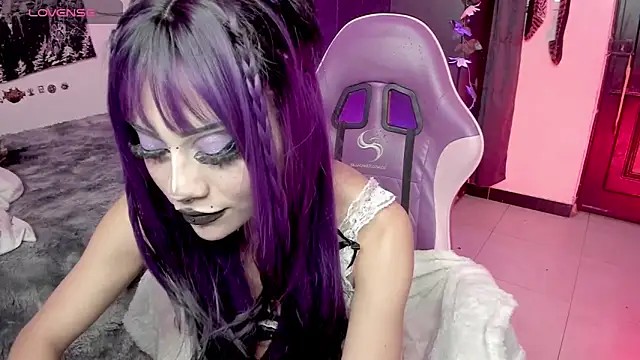 Snapshot of GothKitten666 chatting on June 2026 06:15:02 AM GothKitten666 online show from June 2026 06:15:02 AM
