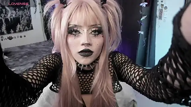 Snapshot of GothKitten666 chatting on July 2026 06:31:01 AM GothKitten666 online show from July 2026 06:31:01 AM