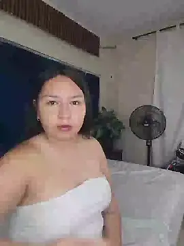 BellaRoux1 online show from February 2026 12:15:02 PM