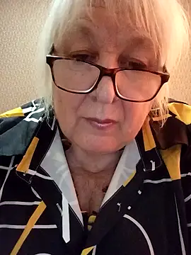 Alexia64231 online show from November 2025 09:08:01 AM