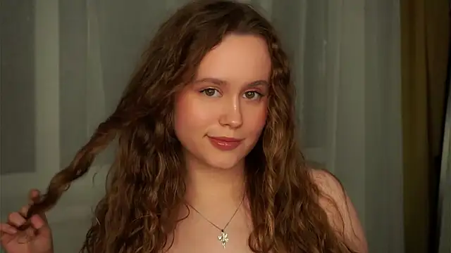 SusannaScholler online show from September 2025 06:13:02 PM