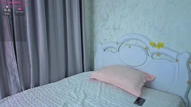 akino hen online show from November 2025 04:05:01 PM