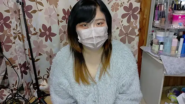 MIKE chan online show from November 2025 02:28:01 PM