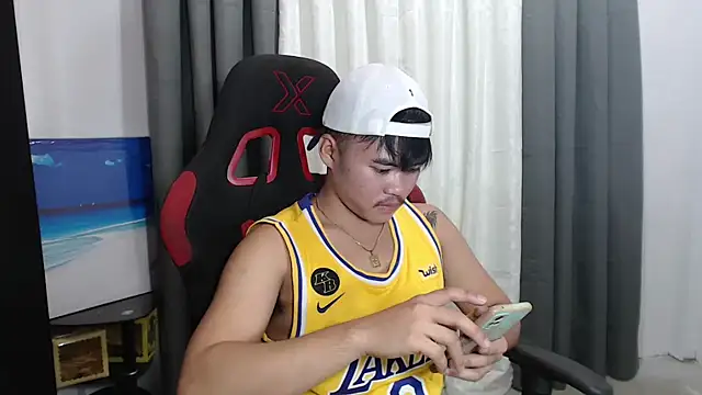 hot emman online show from September 2025 08:27:01 AM