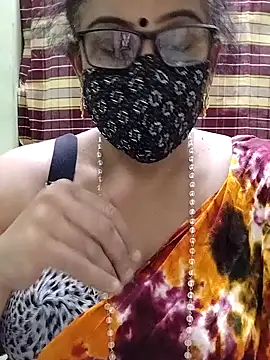 Snapshot of sweet-lotus chatting on September 2025 05:34:01 PM sweet-lotus online show from September 2025 05:34:01 PM