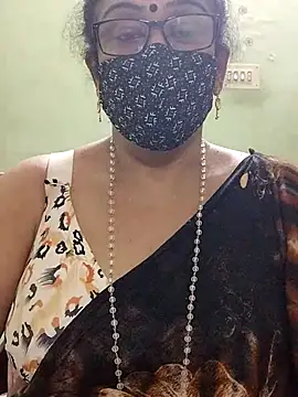 Snapshot of sweet-lotus chatting on September 2025 05:07:01 AM sweet-lotus online show from September 2025 05:07:01 AM