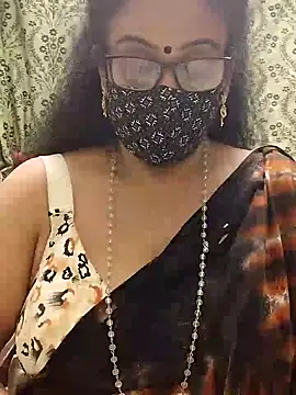 Snapshot of sweet-lotus chatting on September 2025 05:35:02 PM sweet-lotus online show from September 2025 05:35:02 PM