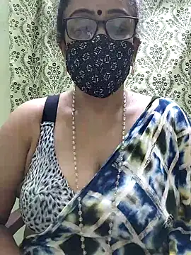 Snapshot of sweet-lotus chatting on September 2025 05:15:02 PM sweet-lotus online show from September 2025 05:15:02 PM