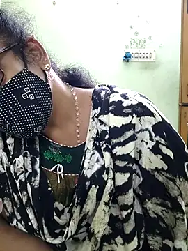 Snapshot of sweet-lotus chatting on October 2025 07:32:02 PM sweet-lotus online show from October 2025 07:32:02 PM