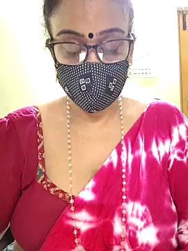 Snapshot of sweet-lotus chatting on October 2025 04:13:02 AM sweet-lotus online show from October 2025 04:13:02 AM