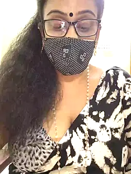 Snapshot of sweet-lotus chatting on November 2025 11:34:02 AM sweet-lotus online show from November 2025 11:34:02 AM