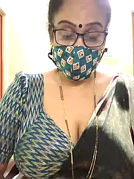 Snapshot of sweet-lotus chatting on November 2025 08:13:02 AM sweet-lotus online show from November 2025 08:13:02 AM