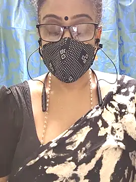 Snapshot of sweet-lotus chatting on November 2025 05:40:02 PM sweet-lotus online show from November 2025 05:40:02 PM