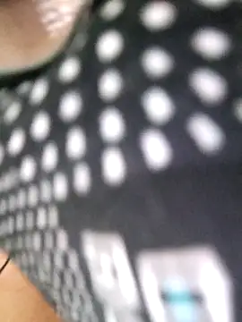 Snapshot of sweet-lotus chatting on November 2025 03:39:01 AM sweet-lotus online show from November 2025 03:39:01 AM