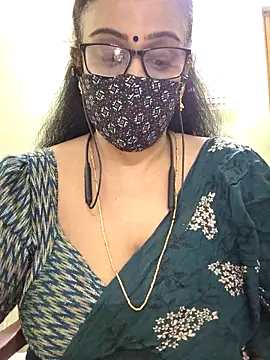 sweet-lotus online show from February 2026 04:33:01 AM