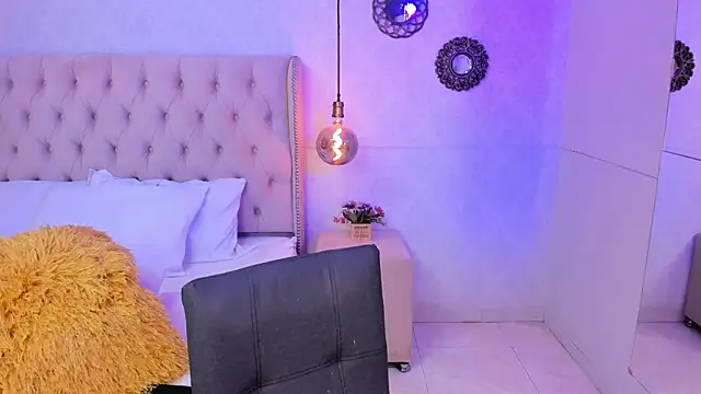 Tatihornyy online show from October 2025 11:22:02 AM