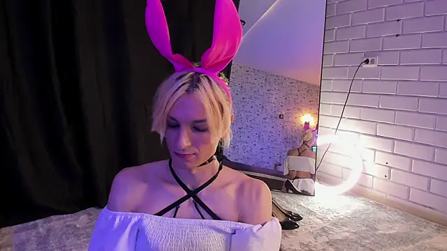 Anjela Botton online show from September 2025 11:42:01 AM