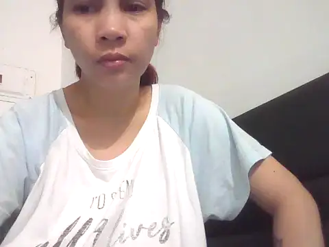 ivyloving4you online show from October 2025 10:11:01 PM