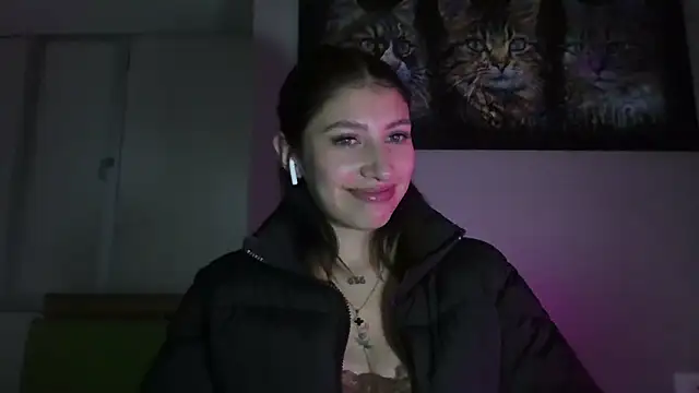 Snapshot of AriaBliss- chatting on September 2025 03:21:02 AM AriaBliss- online show from September 2025 03:21:02 AM