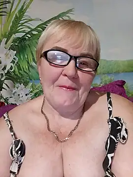 VioletSweet5566 online show from November 2025 06:18:02 PM