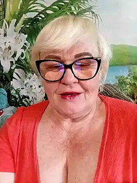 Snapshot of VioletSweet5566 chatting on May 2026 02:12:01 PM VioletSweet5566 online show from May 2026 02:12:01 PM