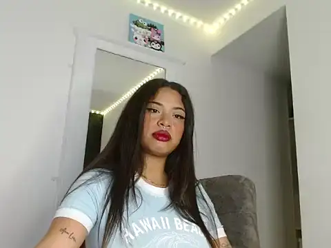 reina reina online show from September 2025 01:08:02 AM