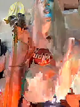 Luci  B online show from October 2025 08:26:02 AM