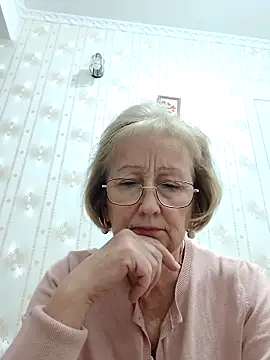 AlikaSwan5821 online show from November 2025 08:14:01 PM