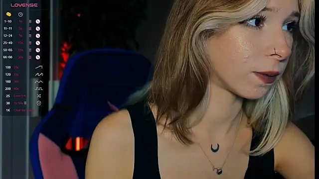 MiSeki online show from October 2025 12:11:02 AM