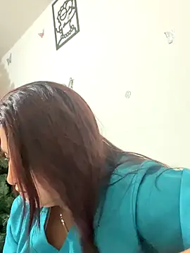 naomy26 online show from November 2025 05:18:01 AM