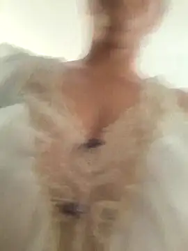 bibi perigoBr online show from November 2025 12:38:02 PM