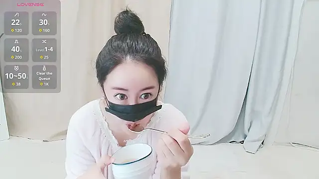 Snapshot of Anna-03 chatting on October 2025 03:51:02 AM Anna-03 online show from October 2025 03:51:02 AM