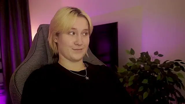 CinBellamy online show from October 2025 03:54:02 AM