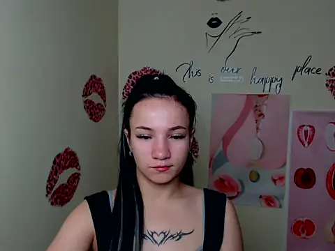 Snapshot of Em7MaA chatting on October 2025 05:55:01 PM Em7MaA online show from October 2025 05:55:01 PM