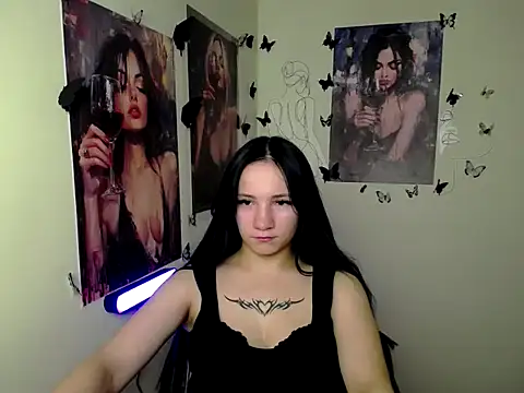 Snapshot of Em7MaA chatting on October 2025 07:14:02 PM Em7MaA online show from October 2025 07:14:02 PM