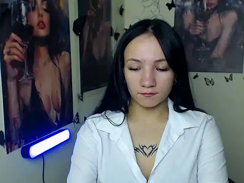 Snapshot of Em7MaA chatting on October 2025 01:13:01 PM Em7MaA online show from October 2025 01:13:01 PM