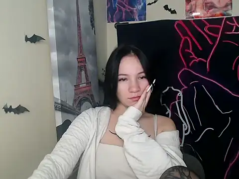 Snapshot of Em7MaA chatting on December 2025 07:05:01 AM Em7MaA online show from December 2025 07:05:01 AM