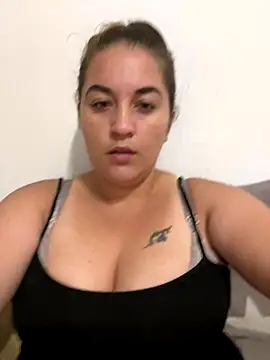 Snapshot of AmaliaAma chatting on September 2025 03:42:02 AM AmaliaAma online show from September 2025 03:42:02 AM