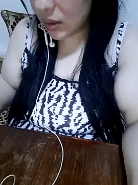 Madam-bezoul- online show from November 2025 09:24:02 PM