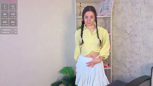 Snapshot of GiseleLamos chatting on March 2026 03:30:01 AM GiseleLamos online show from March 2026 03:30:01 AM