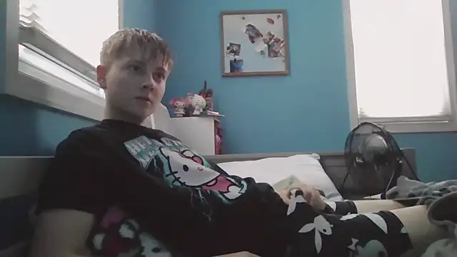 Liam axel35 online show from December 2025 08:58:02 PM