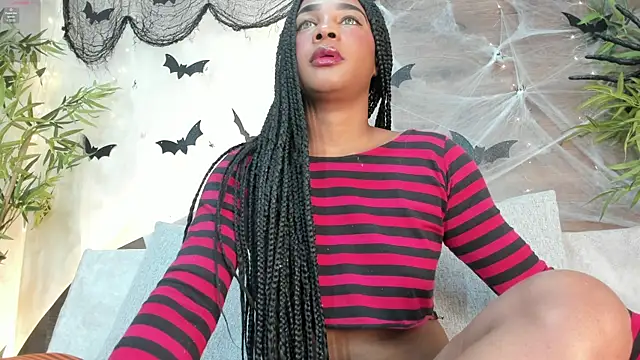 Snapshot of katia_cute chatting on November 2025 12:04:02 PM katia cute online show from November 2025 12:04:02 PM