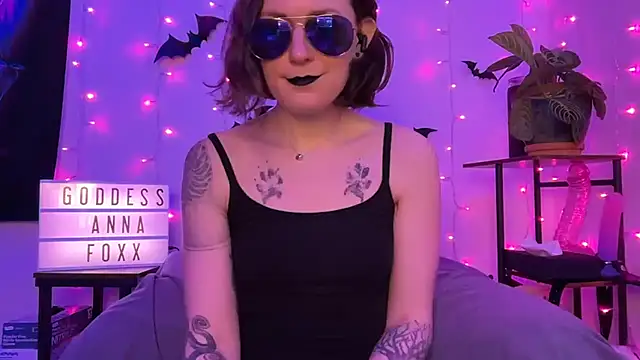 mistressannafoxx online show from January 2026 10:34:02 PM