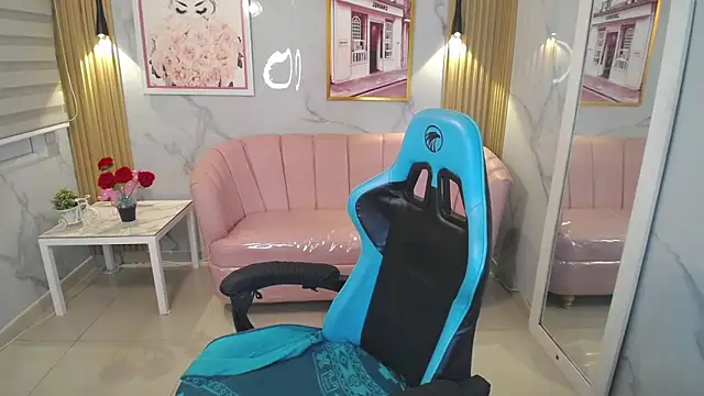 Jade Jones a online show from November 2025 04:32:02 AM